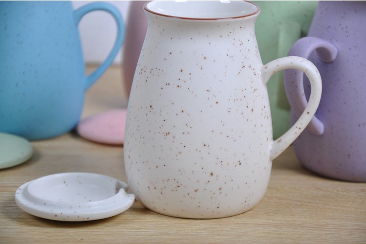 Copo cerâmico da caneca do café, copos cerâmicos personalizados relativos à promoção do logotipo