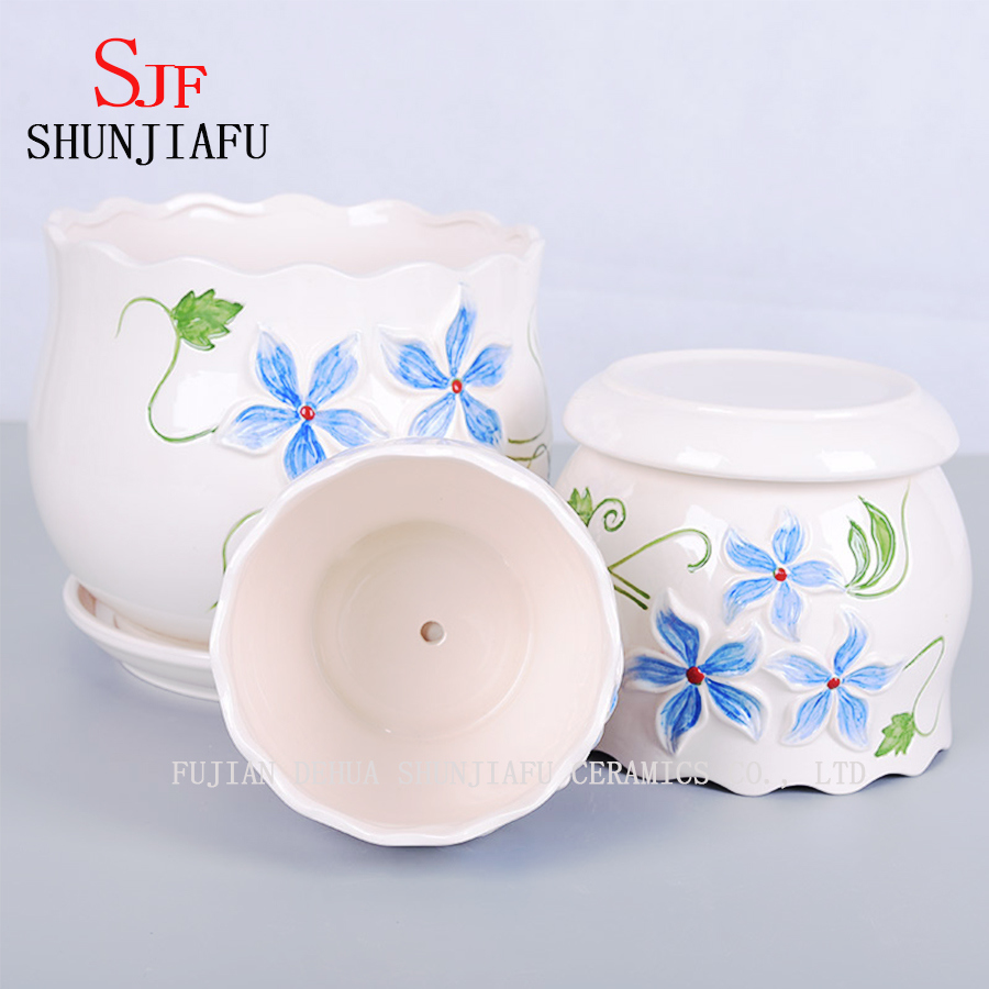 Vaso de flores cer&acirc;mico silenciosamente elegante fresco