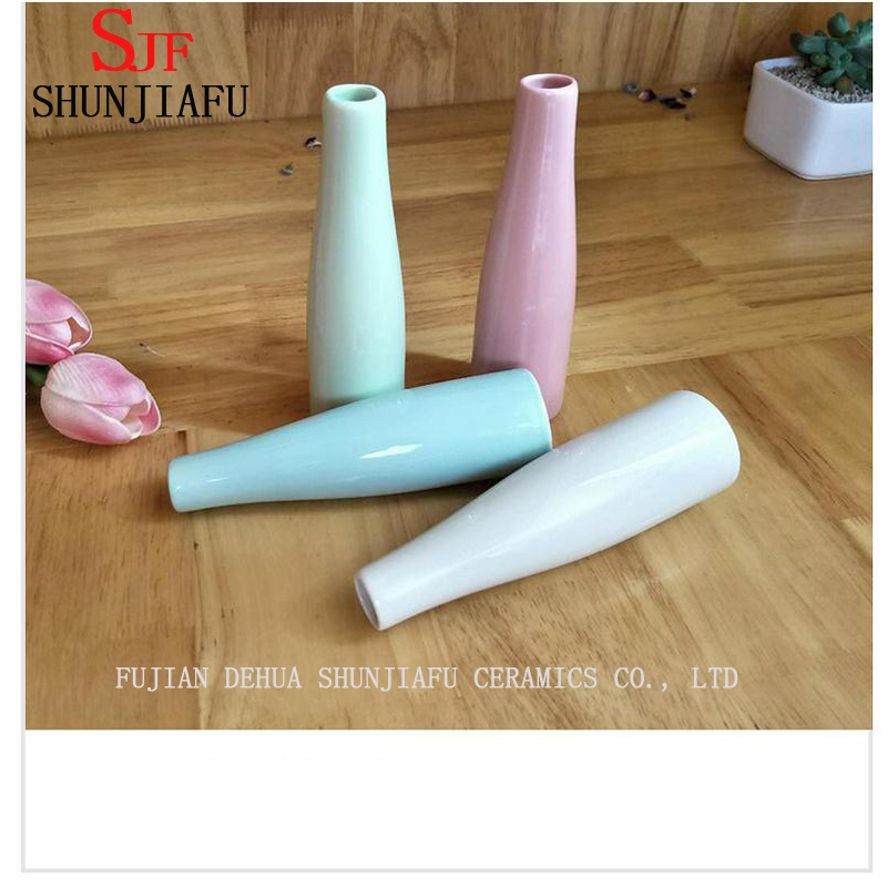 Vaso cer&acirc;mico da decora&ccedil;&atilde;o simples do agregado familiar do estilo / vaso de flor