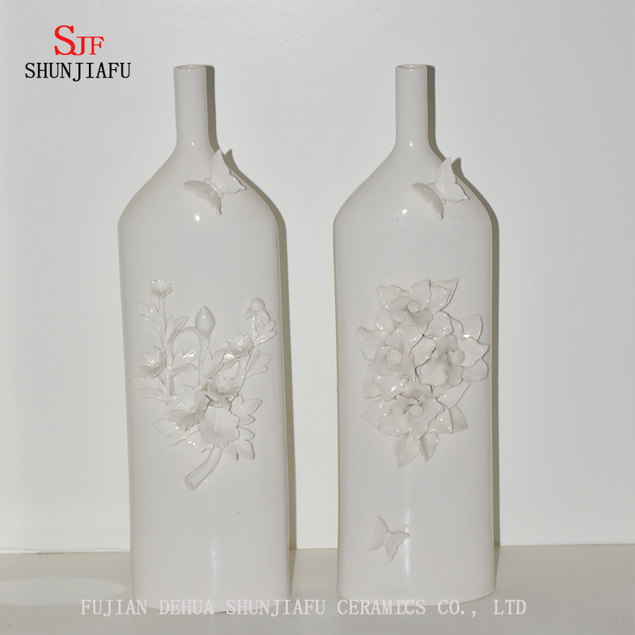 Vaso de cer&acirc;mica maravilhoso, lindo, espl&ecirc;ndido e fino