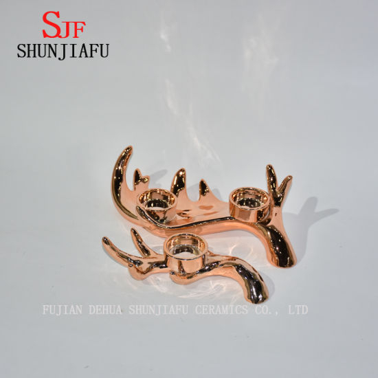 Galvanize o suporte cerâmico da vela dos cervos para a decoração home / festival do Natal