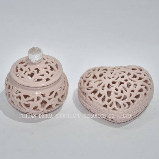 Forma escavada com caixa de jóias de tampa / cerâmica