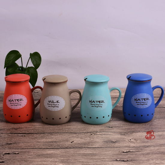 Copo cerâmico da caneca do café, copos cerâmicos personalizados relativos à promoção do logotipo