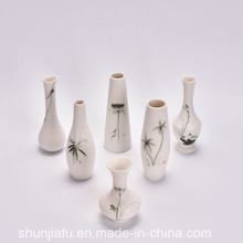 Vaso de cerâmica pintada à mão para decoração de casa