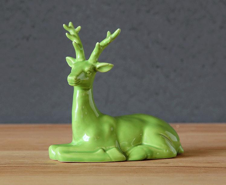 Decora&ccedil;&atilde;o moderna simples do arm&aacute;rio Artesanato em cer&acirc;mica Decora&ccedil;&atilde;o criativa da sala de estar