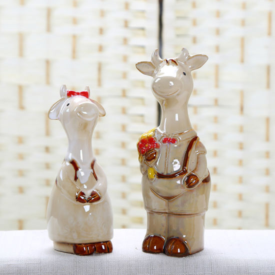 Os carneiros noivos decorações de casamento em cerâmica moderna / C