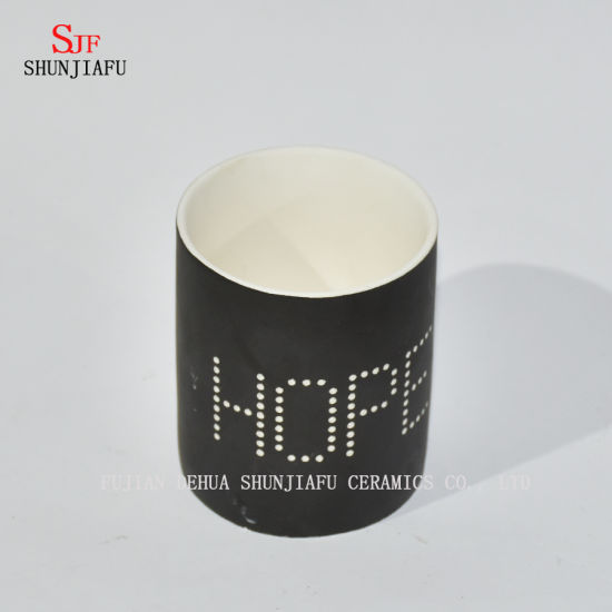 Vela cerâmica preta do projeto de letra preta do projeto novo