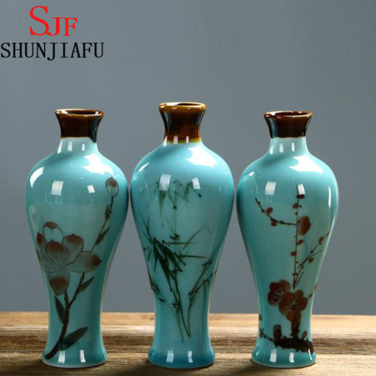 Vaso de Cerâmica com Design Floral