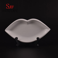 Placa de porcelana em forma de lábio para decoração de casa ou utensílios de mesa de hotel