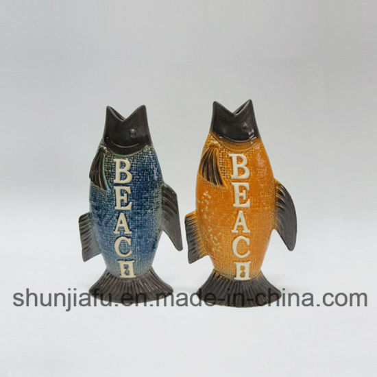 Letra "Beach " de cerâmica para peixes.