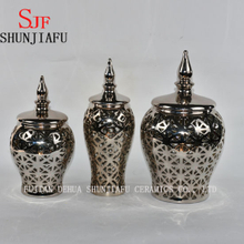 Conjunto de 3 vasilhas de cerâmica, jar-prata