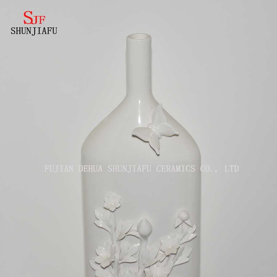 Vaso de cer&acirc;mica maravilhoso, lindo, espl&ecirc;ndido e fino