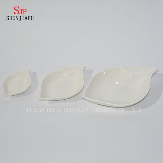Louça de porcelana branca de formas de folha prato de serviço