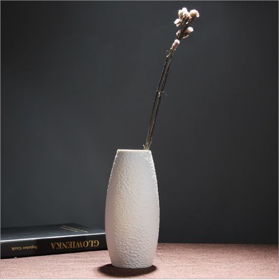 Preço de fábrica no atacado Vários Vaso de flor de porcelana branca elegante e cerâmica