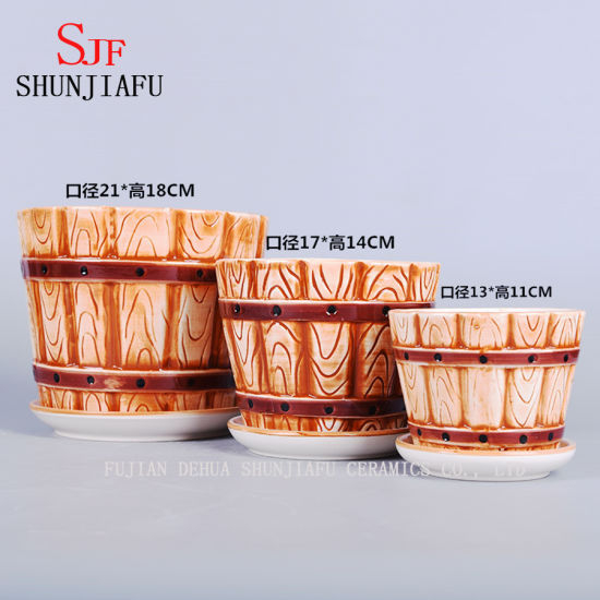 Vaso em Forma de Barril de 3 Tamanhos com Pires Anexados