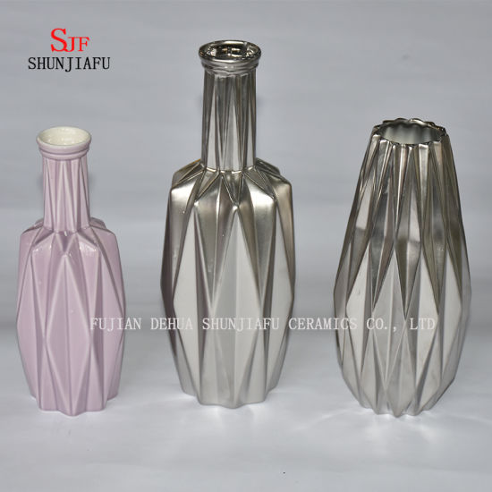 Vaso de galvanoplastia e vaso de cerâmica gostoso