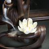 Buddha de cerâmica - Holding Flor Cachoeira Backflow Incense Burner