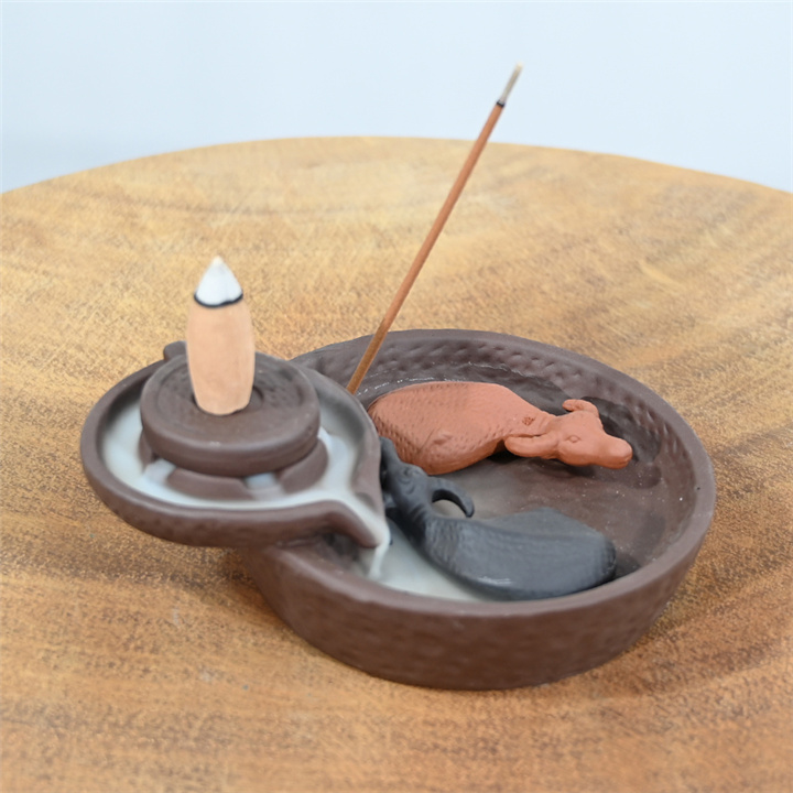Bull Double com Design de Vaca Cerâmica BackFlow Incense Burner