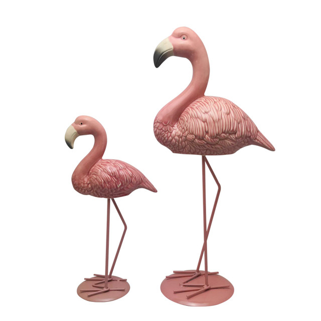 Flamingo rosa cerâmico pés altos