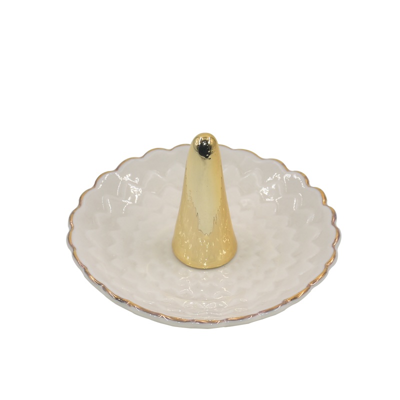 Chassi de flores estilo cone dourado bandeja de joias em cerâmica suporte para anel