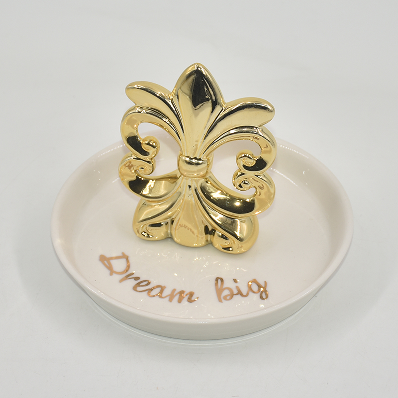Bandeja de joias de cerâmica com design de farol dourado Porta-anéis