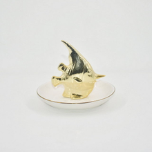 Forma de peixe dourado Decoração para casa Bandeja de presente Trinket Display de jóias Bandeja de presente de casamento Suporte de anel de cerâmica
