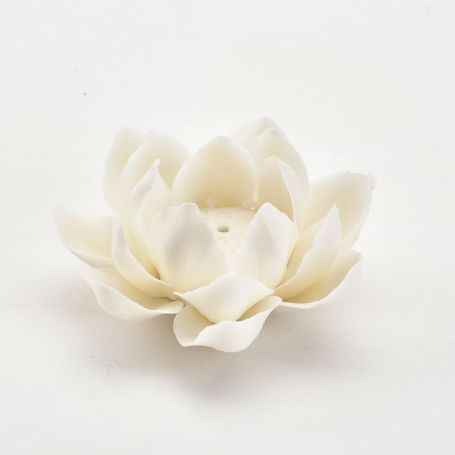 Cor branca Decoração para casa Design de flores personalizado Suporte de incenso Suporte de vara de incenso de cerâmica