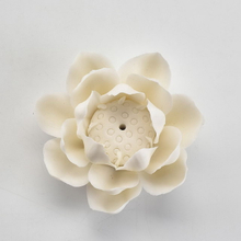 Cor branca Decoração para casa Design de flores personalizado Suporte de incenso Suporte de vara de incenso de cerâmica
