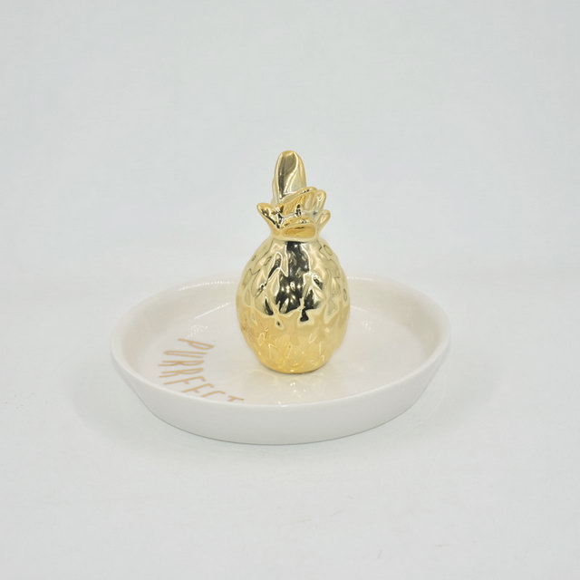 Forma de abacaxi dourado Decoração de casa Bandeja de exibição de jóias de presente de casamento Presente de casamento Suporte de anel de cerâmica Bandeja de bugiganga personalizada