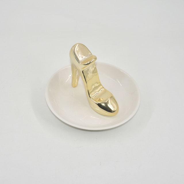 Estilo de sapato de ouro Decoração de casa Presente Bandeja de exibição de jóias Presente de casamento Suporte de anel de cerâmica Bandeja de bugiganga personalizada
