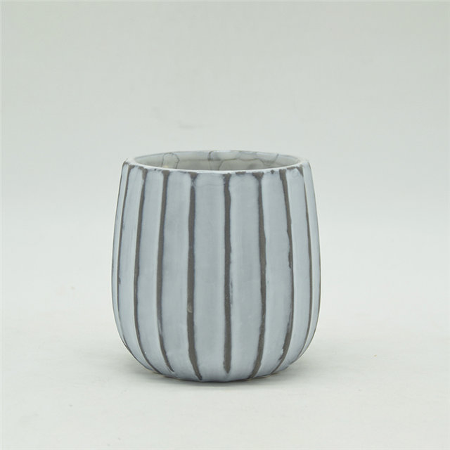Copo de vela de cerâmica em estilo de tira em relevo