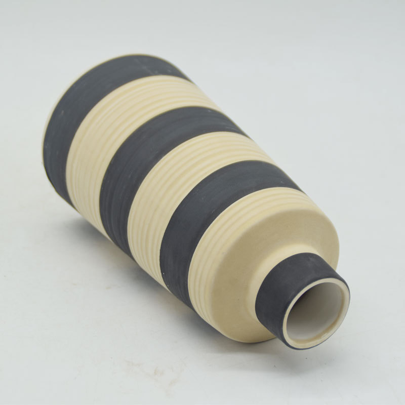 Mobiliário doméstico Decoração de Mesa O Mais Recente Esmalte Criativo Figura Geométrica Guiador Alternando Vaso de Cerâmica preto e amarelo