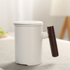 caixa de presente com logotipo personalizado caneca de café em porcelana 320 ml Preto 、 branco Combine alças de madeira e tampas de copos Filtro de cerâmica Conjunto de copos de cerâmica