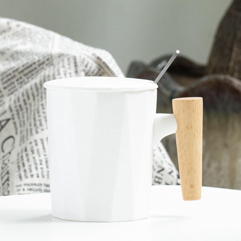 Caixa de presente de logotipo personalizado conjunto de caneca de café de porcelana Alças de madeira Copo de cerâmica