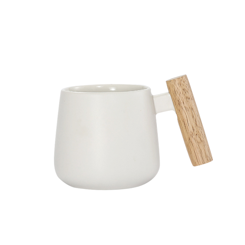 logotipo personalizado caixa de presente porcelana caneca de café 360 ml Preto, branco Punhos de madeira Copo de cerâmica