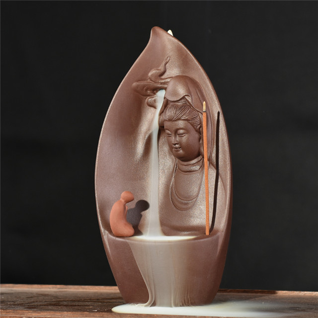 A mobília para a casa decora a estátua cerâmica Guanyin dourado queimador de incenso de retorno