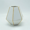 Mobiliário doméstico Decoração Vaso de cerâmica de mesa Decoração de mesa Poliedrosis Vaso de cerâmica branco cinza