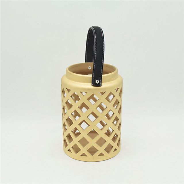 Decoração de decoração para casa Luz amarela Cilindro de cerâmica Tira Forma Estilo Escavando o furacão Lanterna de cerâmica