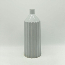 Mobiliário doméstico Decoração Vaso de cerâmica de mesa Decoração de mesa Poliedrosis Vaso de cerâmica cubóide cinza branco