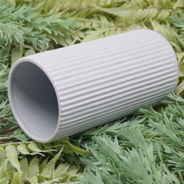 Mobiliário doméstico Decoração Vaso de cerâmica de mesa Decoração de mesa Poliedrosis Vaso de cerâmica cinza e branco