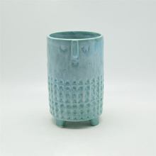 Mobiliário doméstico Decoração preto Esmalte azul Expressão do personagem Suporte de quatro pernas Vaso de cerâmica