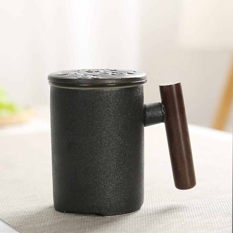 caixa de presente com logotipo personalizado caneca de café em porcelana 320 ml Preto 、 branco Combine alças de madeira e tampas de copos Filtro de cerâmica Conjunto de copos de cerâmica